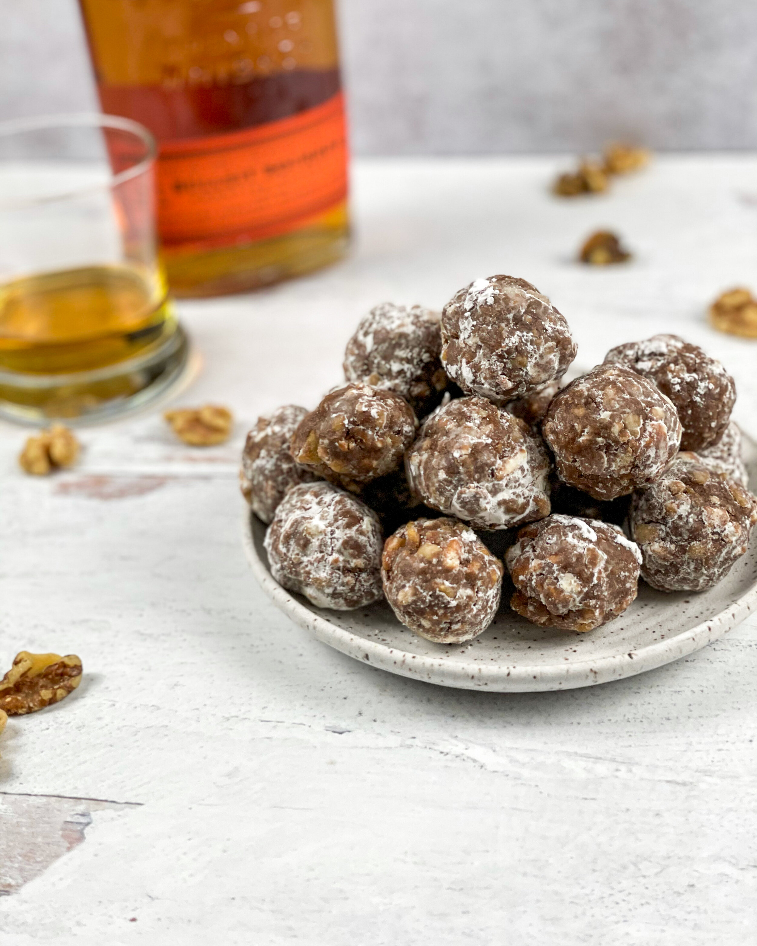 No-Bake Bourbon Balls – A Grandma Era Holiday Staple
